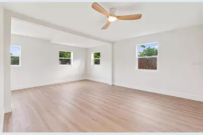 2960 Emerson Avenue S, Saint Petersburg, FL 33712 - Photo 9