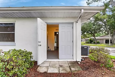 2202 Horsham Place, Sun City Center, FL 33573 - Photo 17