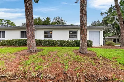 2202 Horsham Place, Sun City Center, FL 33573 - Photo 15
