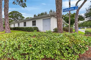 2202 Horsham Pl, Sun City Center, FL 33573 - Photo 13