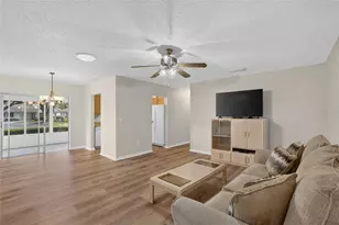 2202 Horsham Pl, Sun City Center, FL 33573 - Photo 3