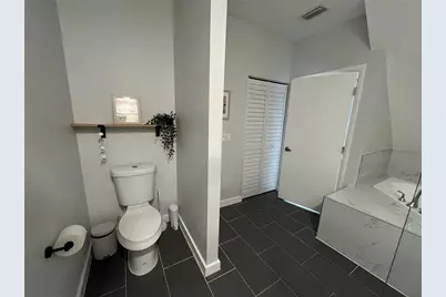 4326 Tyler Circle N, Saint Petersburg, FL 33709 - Photo 71