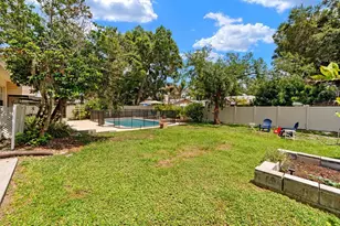 709 Caliente Dr, Brandon, FL 33511 - Photo 35