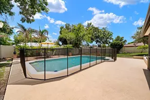 709 Caliente Dr, Brandon, FL 33511 - Photo 33