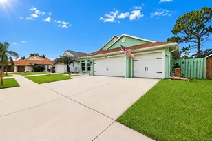 1747 Wood Brook St, Tarpon Springs, FL 34689 - Photo 3