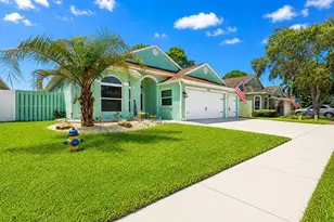 1747 Wood Brook St, Tarpon Springs, FL 34689 - Photo 5