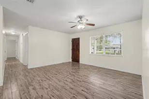 5328 Lantana St, Zephyrhills, FL 33542 - Photo 5