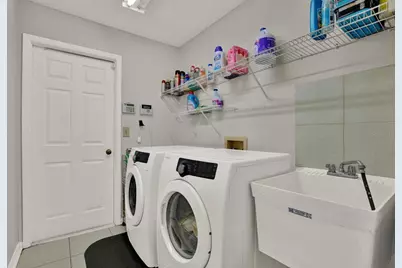 1805 Tawnee Place, Brandon, FL 33510 - Photo 35