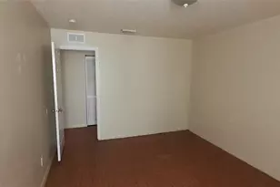 4226 E Palifox St, Tampa, FL 33610 - Photo 13