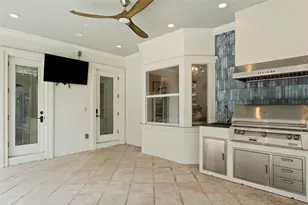 4406 W Azeele St, Tampa, FL 33609 - Photo 45