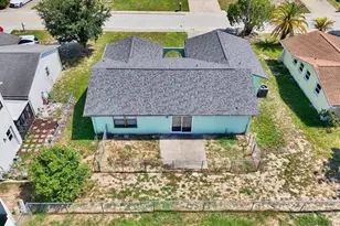 8241 Winthrop Dr, Port Richey, FL 34668 - Photo 23