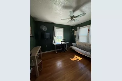 145 NE Lincoln Circle N, Saint Petersburg, FL 33702 - Photo 23