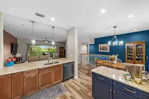 38 Seagrape Cir, Clearwater, FL 33759 - Photo 5