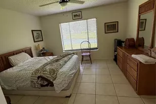 18427 Aintree Ct, Tampa, FL 33647 - Photo 13