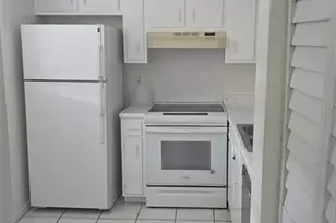6328 Newtown Cir, Tampa, FL 33615 - Photo 3