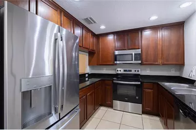 10956 Brickside Court, Riverview, FL 33579 - Photo 9
