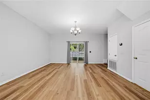 10106 Belleville Pl, Tampa, FL 33624 - Photo 3