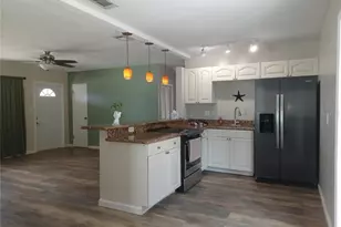 8448 76th Ave, Seminole, FL 33777 - Photo 7