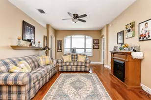 4102 Amber Ridge Ln, Valrico, FL 33594 - Photo 5