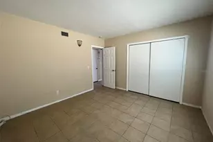 12175 3rd St E, Treasure Island, FL 33706 - Photo 9