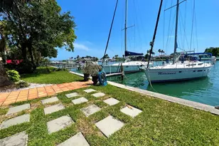 12175 3rd St E, Treasure Island, FL 33706 - Photo 19