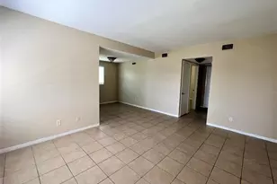 12175 3rd St E, Treasure Island, FL 33706 - Photo 7