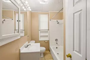 2715 W North A St, Tampa, FL 33609 - Photo 27