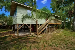 707 George St S, Tarpon Springs, FL 34688 - Photo 11