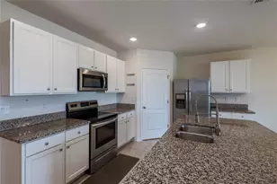 2433 White Poppy Dr, Kissimmee, FL 34747 - Photo 17