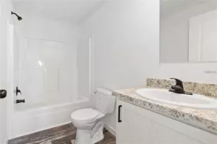 5234 Yellow Pine St N, Saint Petersburg, FL 33709 - Photo 15