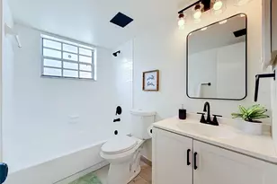 6826 Stonesthrow Cir N, Saint Petersburg, FL 33710 - Photo 19
