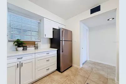 6826 Stones Throw Circle N #11101, Saint Petersburg, FL 33710 - Photo 9
