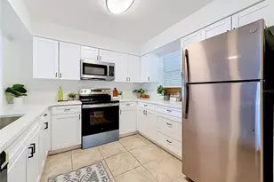 6826 Stonesthrow Cir N, Saint Petersburg, FL 33710 - Photo 7