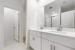 7637 Satterfield Ter, Parrish, FL 34219 - Photo 17