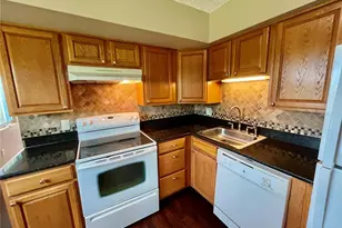 2458 Columbia Dr, Clearwater, FL 33763 - Photo 11