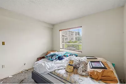 4009 Lake Bayshore Drive #105, Bradenton, FL 34205 - Photo 15