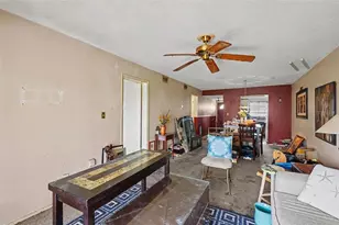 4009 Lake Bayshore Dr, Bradenton, FL 34205 - Photo 5