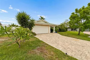 1473 50th Ave NE, Saint Petersburg, FL 33703 - Photo 3