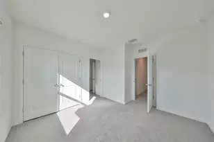 379 Mangrove Shade Cir, Apollo Beach, FL 33572 - Photo 11