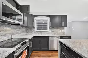 8700 58th Ln N, Pinellas Park, FL 33782 - Photo 5