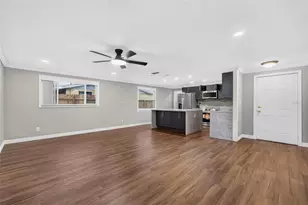 8700 58th Ln N, Pinellas Park, FL 33782 - Photo 7