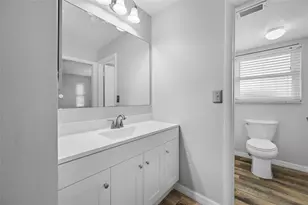 3259 Parkway Pl, Palm Harbor, FL 34684 - Photo 13