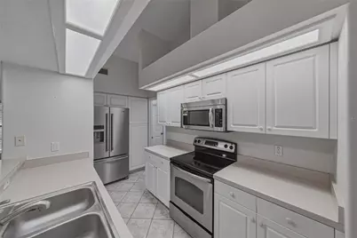 6232 Huntington Drive, Zephyrhills, FL 33542 - Photo 23