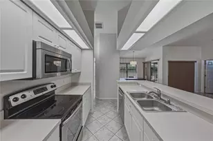 6232 Huntington Dr, Zephyrhills, FL 33542 - Photo 19