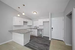 501 St Michaels Way, Tarpon Springs, FL 34689 - Photo 3