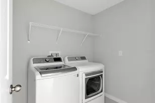 16568 Delia St, Wimauma, FL 33598 - Photo 15