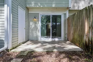 11325 Stratton Park Dr, Tampa, FL 33617 - Photo 21