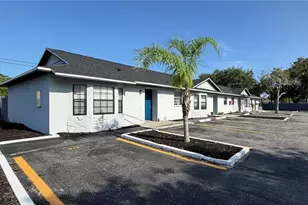 501 St Michaels Way, Tarpon Springs, FL 34689 - Photo 3