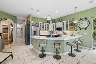 1514 Booth Dr, Valrico, FL 33594 - Photo 5