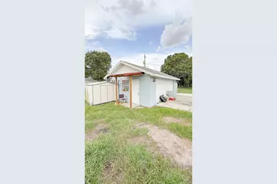 11001 N Armenia Avenue, Tampa, FL 33612 - Photo 41